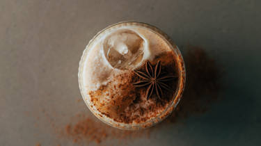 Close up of chai white Russian with sprinkles