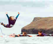 Surf lessons - Wavehunters - fun