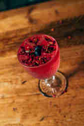 Blueberry and rose gin goblet 